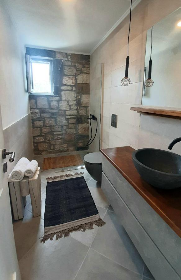 Koroni Stone House, Newly Built Studios By The Sea Dış mekan fotoğraf