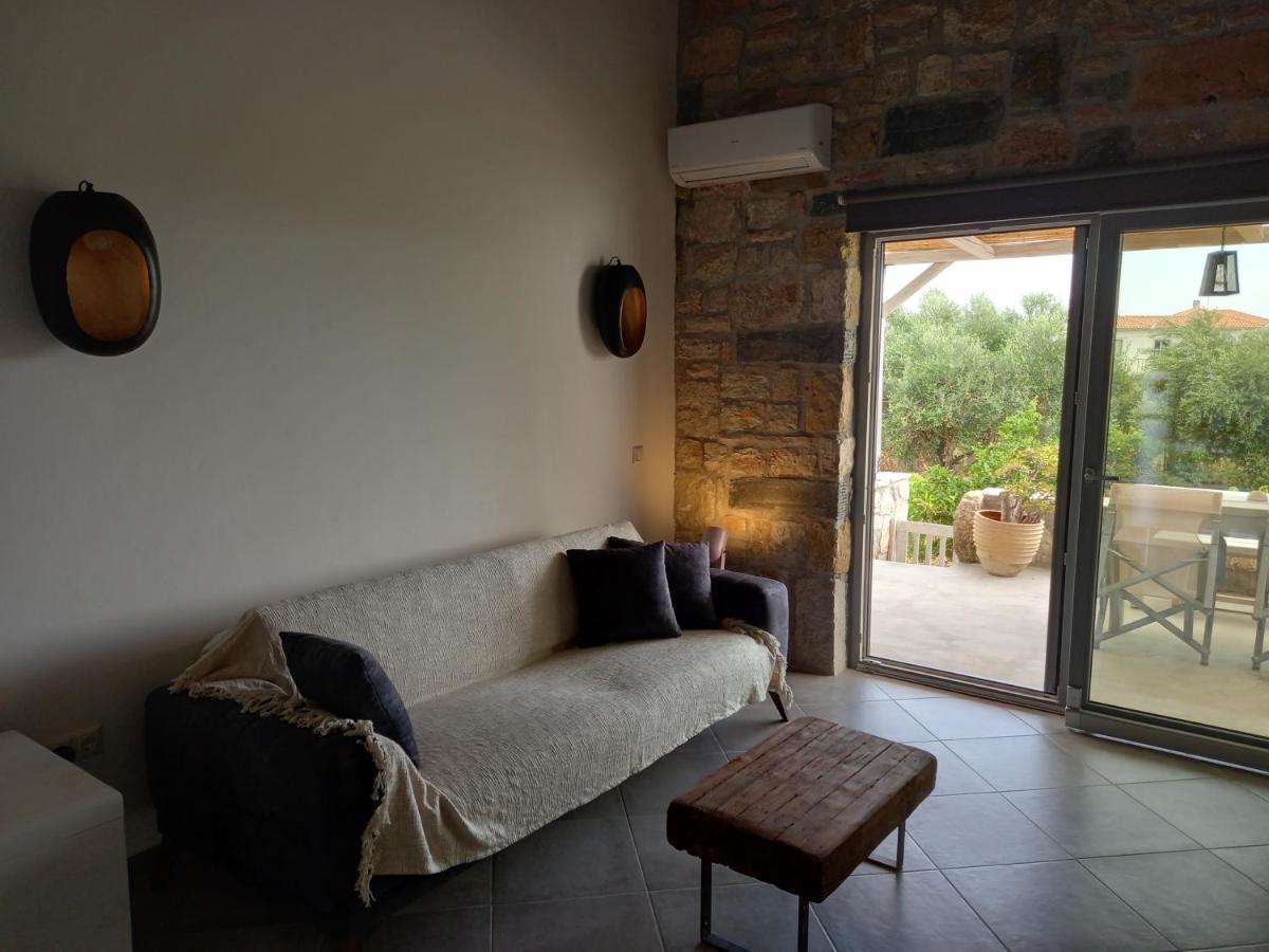 Koroni Stone House, Newly Built Studios By The Sea Dış mekan fotoğraf